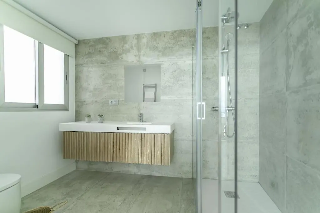 Moderno Y Completo Apartamento Frente Al Mar Málaga Appartamento
